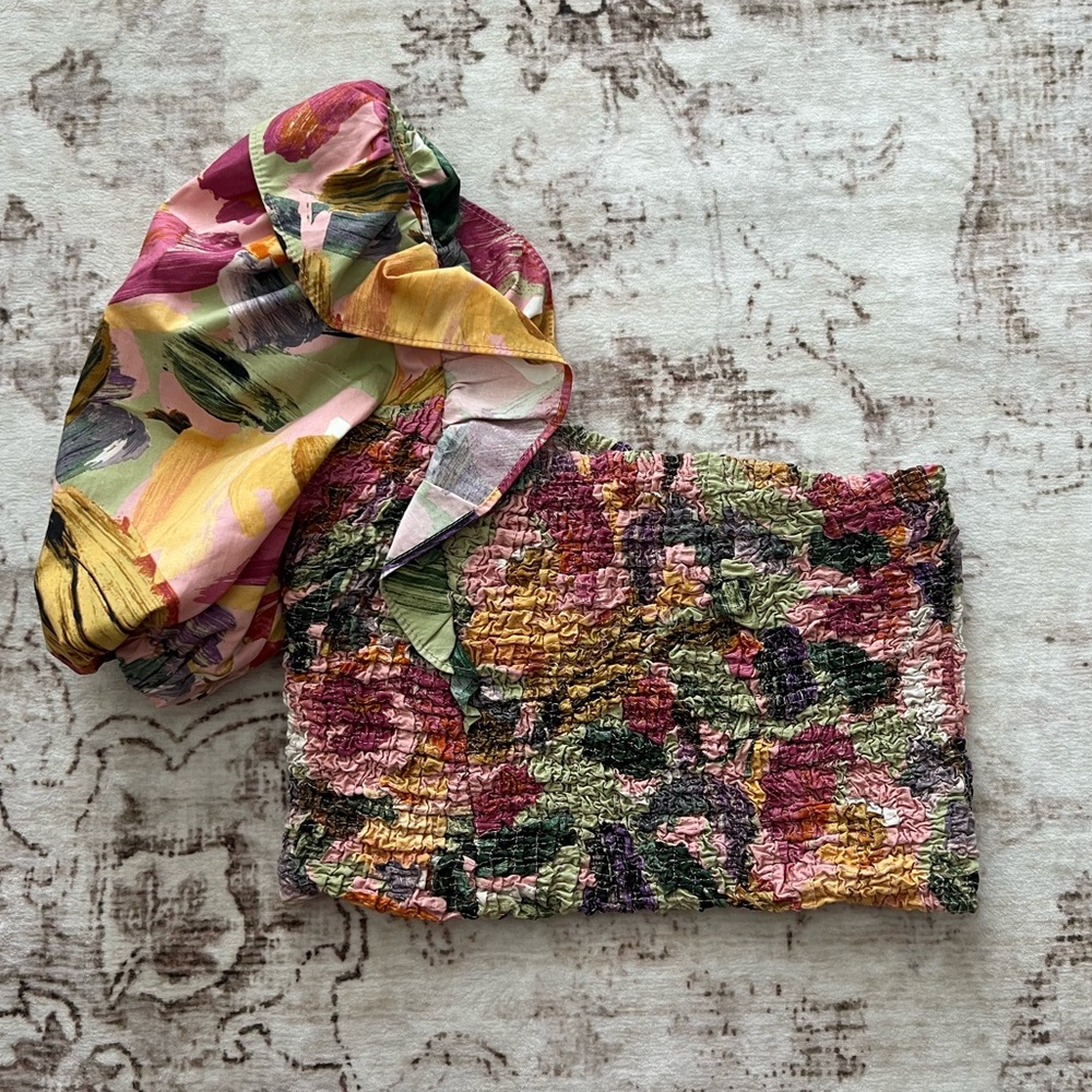 Zara Multicolor Floral Crop Top